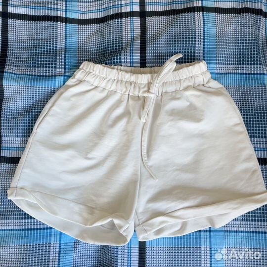 Шорты женские