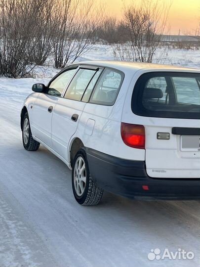 Toyota Caldina 1.5 AT, 2000, 200 000 км