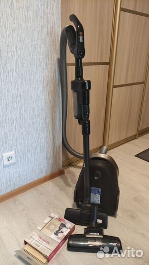 Пылесос Samsung VC2500 в отличном состоянии
