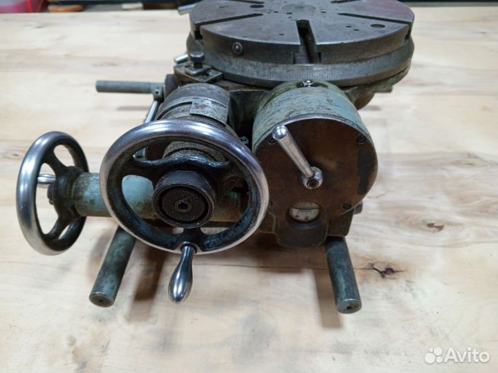 Стол глобусный