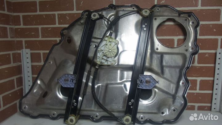 Стеклоподъемник задний левый Audi A8 D3 4E