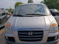 Hyundai Starex 2.5 AT, 2006, 310 000 км, с пробегом, цена 480 000 руб.