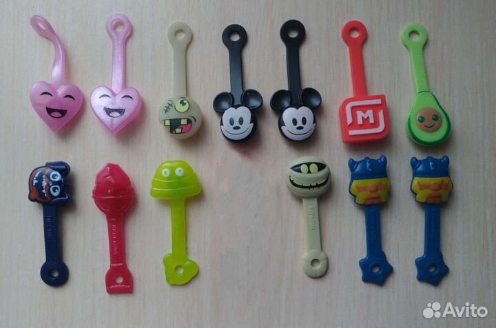 Скрепыши из разных наборов