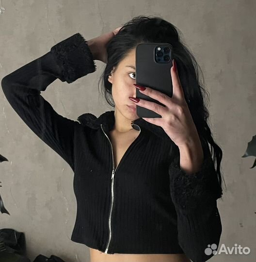 Топ с мехом y2k