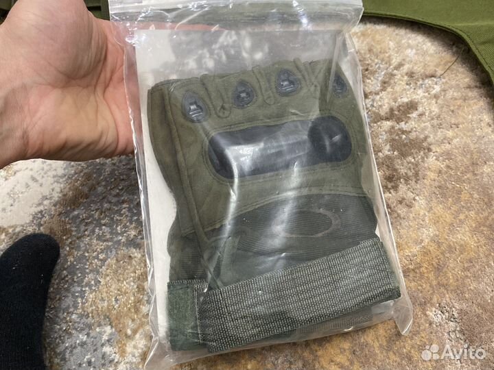 Перчатки тактические