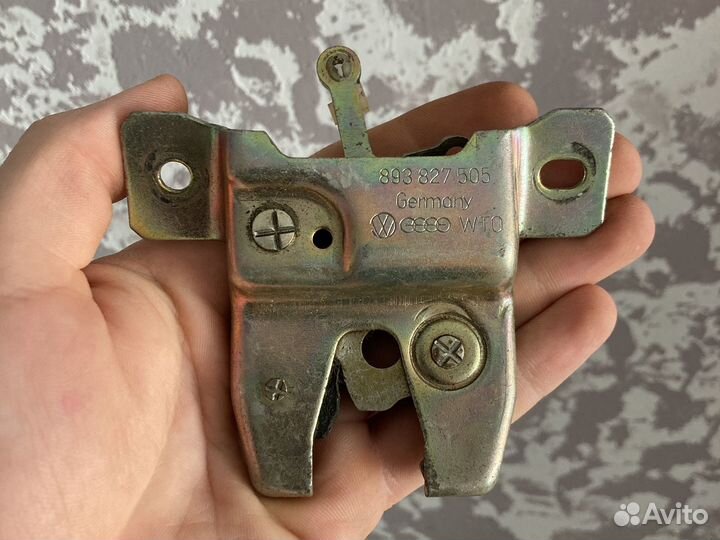 Замок крышки багажника ауди 80