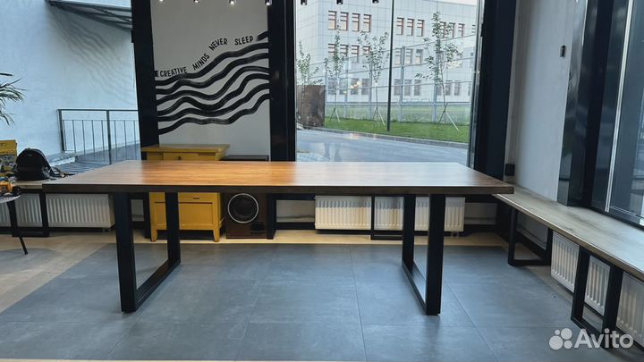 Стол. Мебель для ресторанов. Размер XS