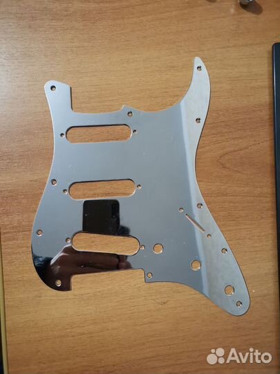 Fender Stratocaster pickguard SSS chorme