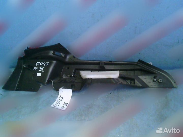 Обшивка багажника Ford Focus III 2011