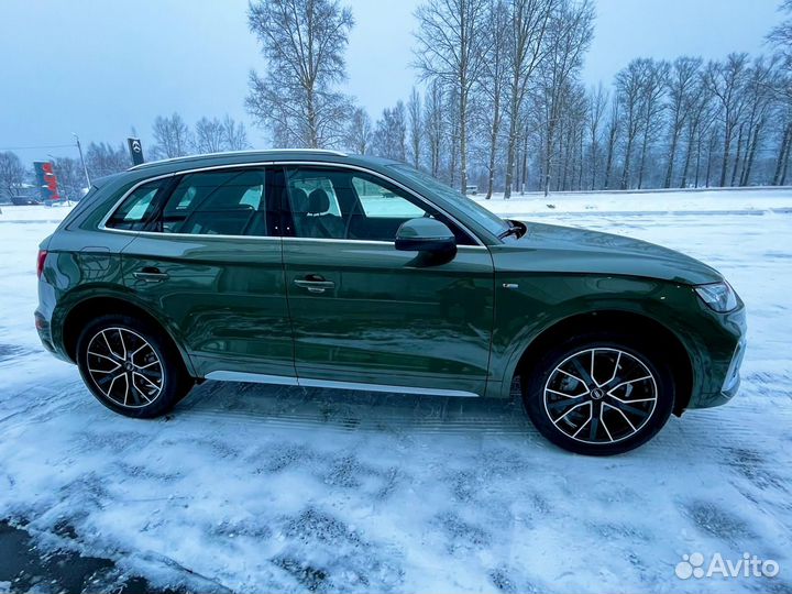 Audi Q5 Sportback 2.0 AMT, 2024