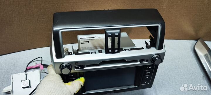 Магнитола JBL с блоком навигации Toyota Prado 150