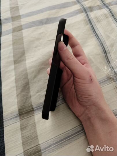 Чехол пластиковый на Apple iPhone 13/14 pro