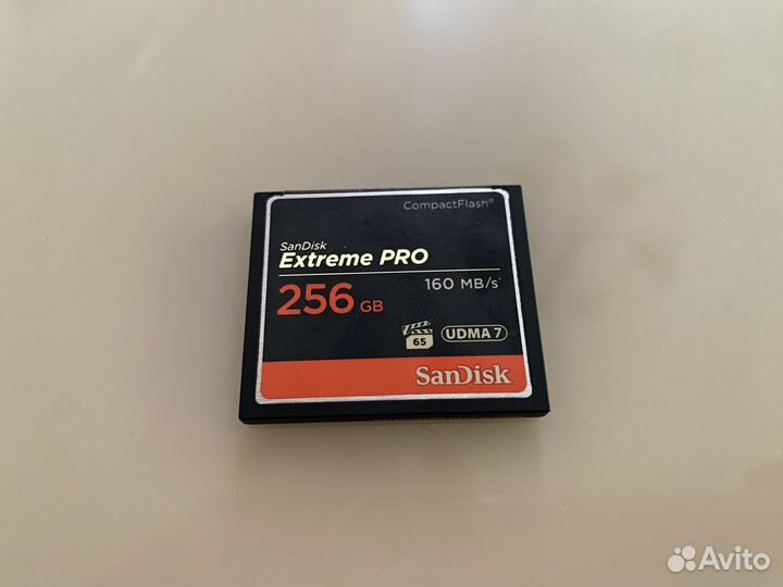 Карта памяти SanDisk Extreme Pro 256Гб