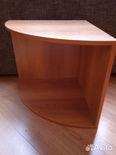 Полка настенная 50*50*40