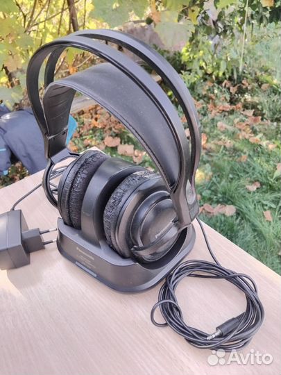 Наушники Panasonic