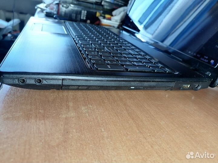 Ноутбук lenovo