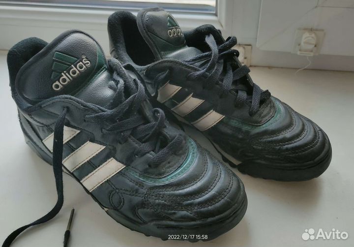 Кроссовки Adidas