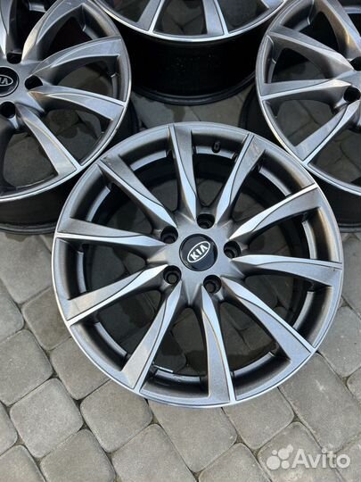 Литые диски R17 5x114.3