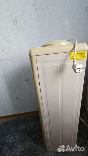 Кулер для воды бу