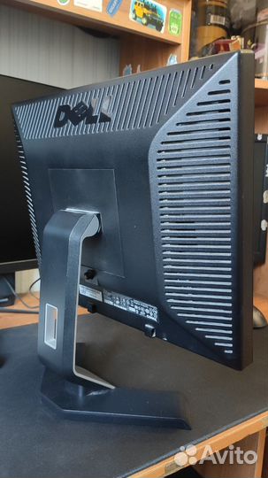 ЖК монитор 17