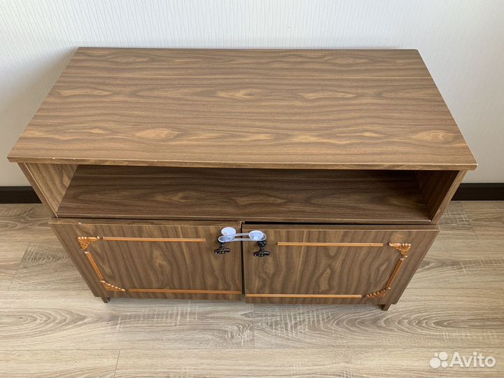 Тумба под телевизор бу