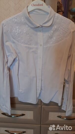 Белые блузки для школы