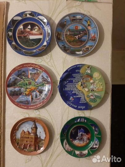 Сувенирные настенные тарелки