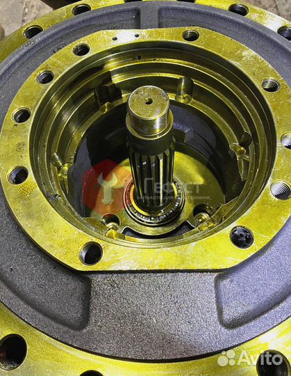 Бортовой редуктор Doosan S420LC-V 401-00005A