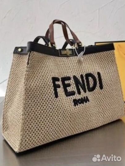 Женская сумка Fendi