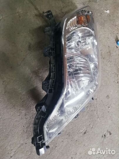 Фары на toyota land cruiser prado 150