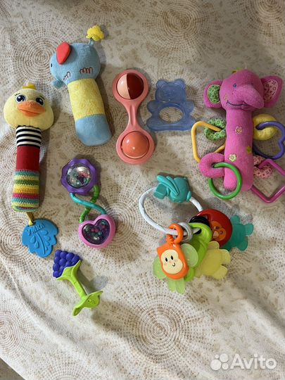 Погремушки и грызунки пакетом