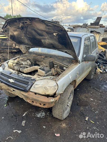 Niva chevrolet на запчасти