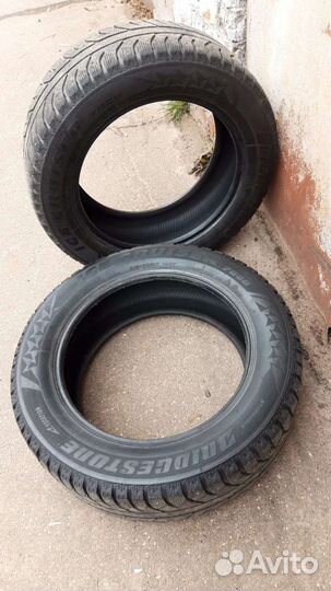 Bridgestone Ice Cruiser 7000S 215/60 R17
