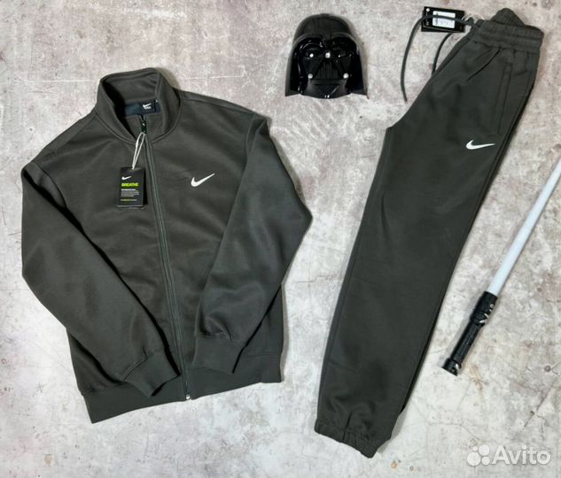 Спортивные костюмы Nike