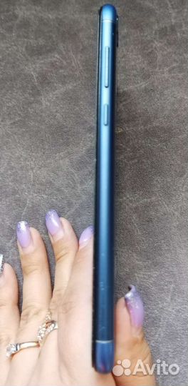 Телефон Huawei P smart 2018