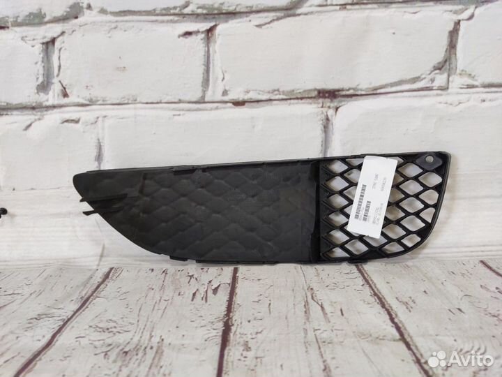 Новая заглушка птф левой Lancer 10 2007