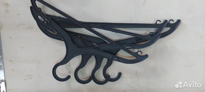 Вешалки плечики для одежды