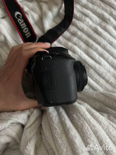 Фотоаппарат Canon 80d