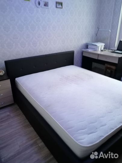 Кровать с подъёмным механизмом