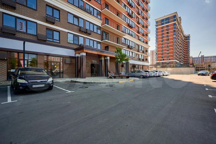 Коммерческое помещение в ЖК Самолеты 4, 63.6 м²