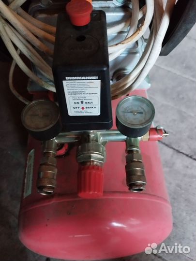 Компрессор воздушный поршневой бу
