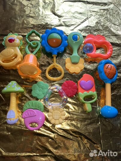 Погремушки,прорезыватели,ниблеры