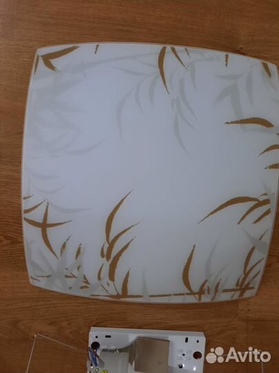 Светильник потолочный