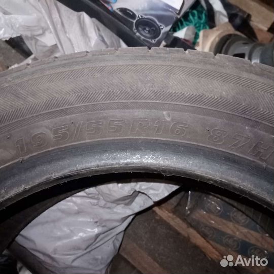 Kumho Solus KH17 19.5/55 R16