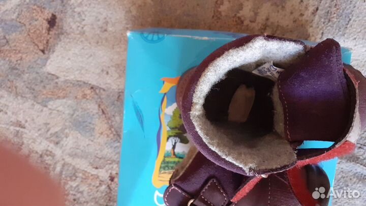 Ботинки демисезонные для девочки 22 размер