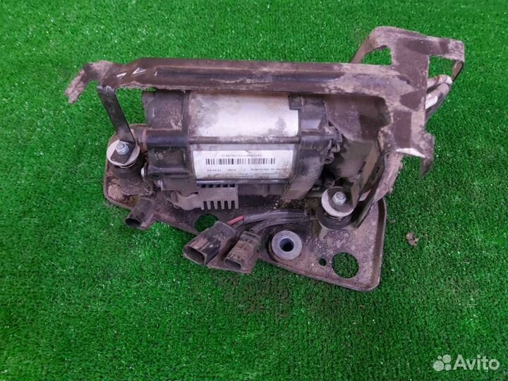 Компрессор пневмоподвески вольво V90 XC60 XC90