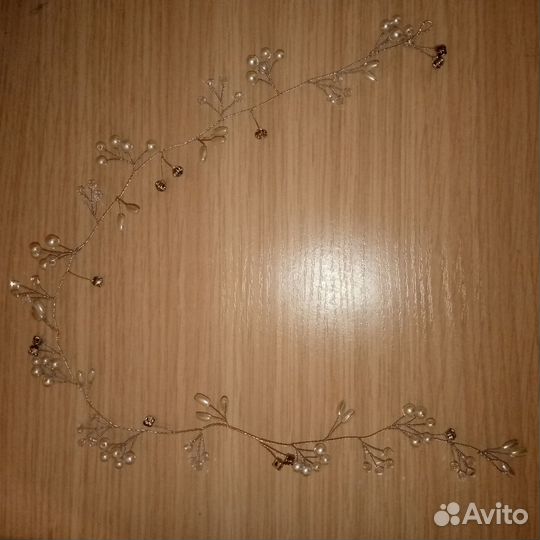 Свадебное украшение на волосы