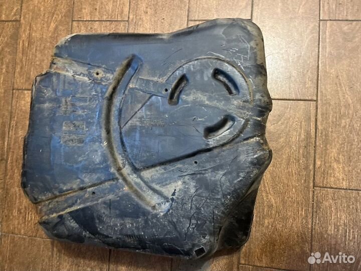 Топливный бак Ford Focus 3