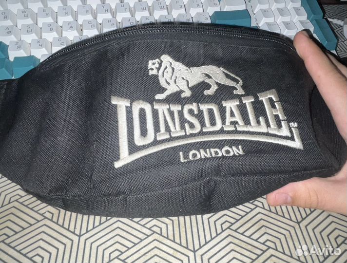 Поясная сумка Lonsdale