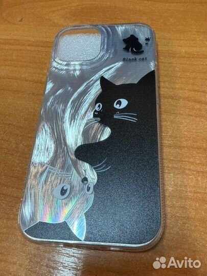 Чехлы на телефон iPhone 15